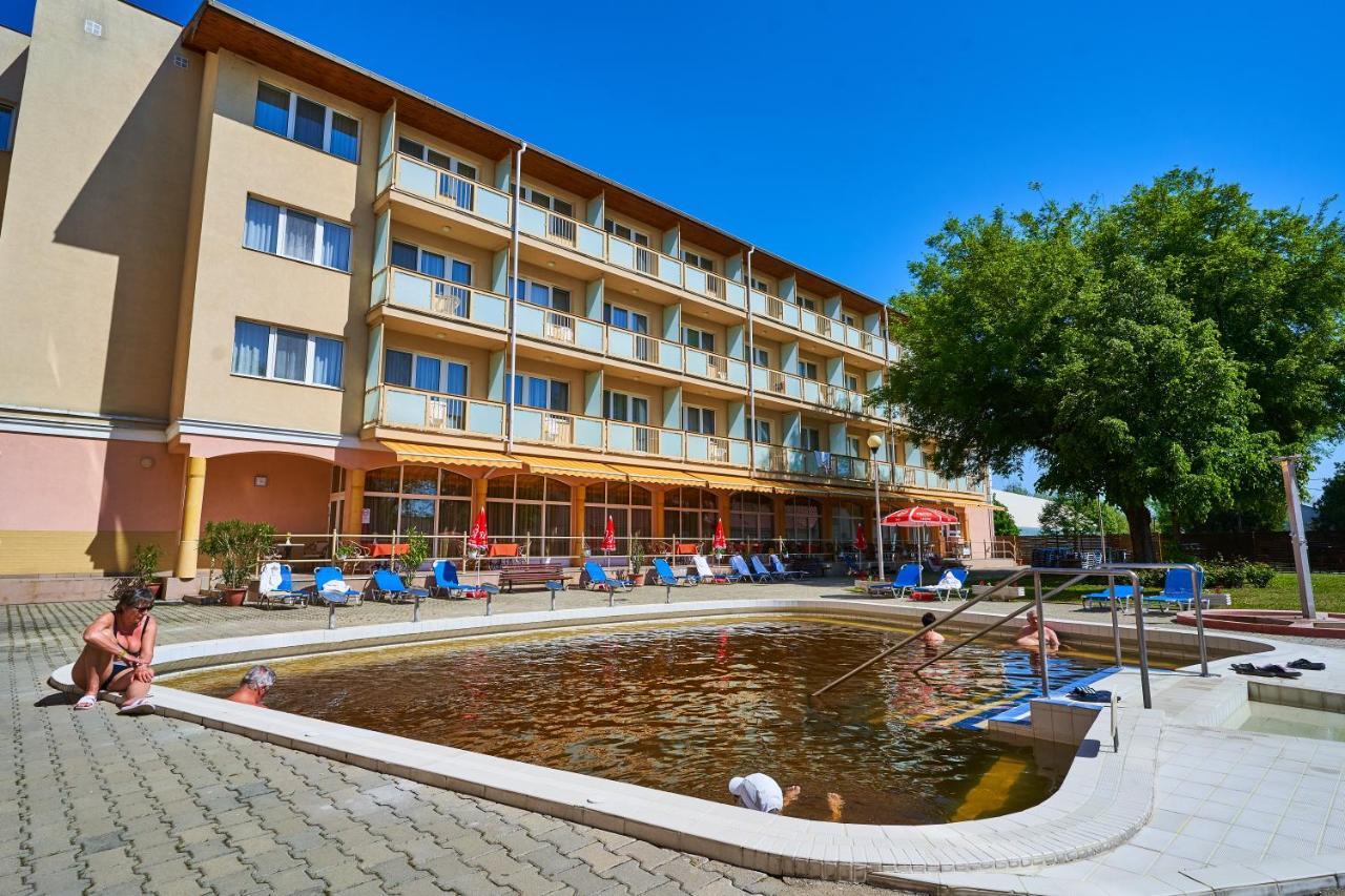 Hungarospa Thermal Hotel Hajdúszoboszló Exterior foto